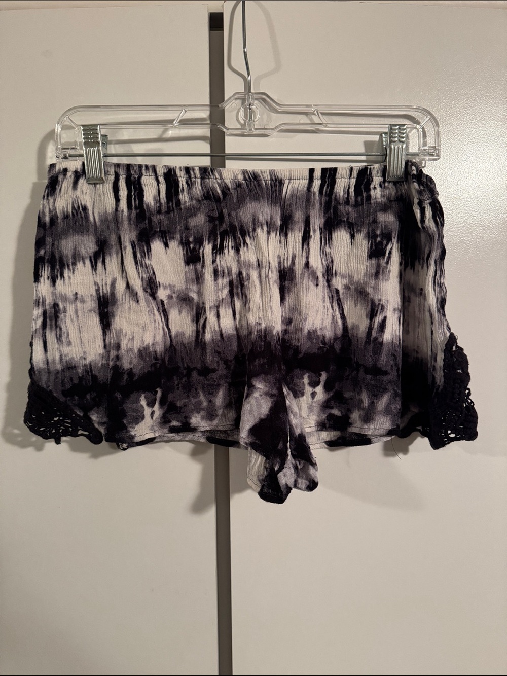 HIP tie dye shorts